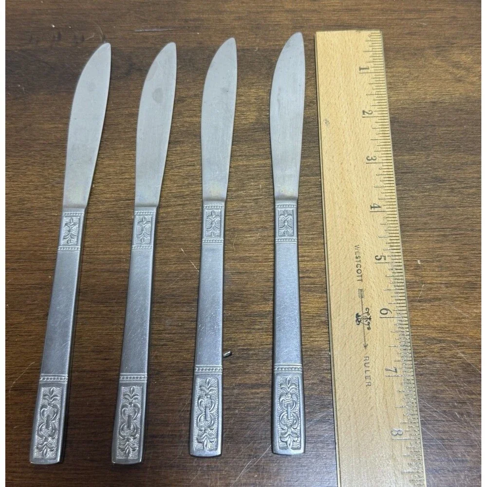 MCM Customcraft Stainless CUS3 Fleur De Lis Flatware 4 Piece Butter Knife Set